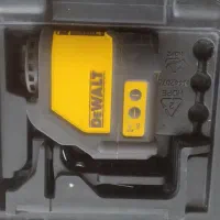 فروش تراز لیزری نور قرمز با میخ کوب کناف نوا