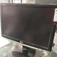 مانیتور ۱۷ ال سی دی LG
