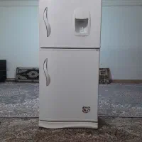 یخچال نیم فریزر کاملا سالم