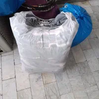 دوتا پلاستیک بزرگ داخل اتوبان گم شده