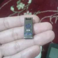 فلش ۳۲گیگ اچ پی