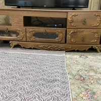 میز تلوزیون در حد نو کاملا سالم و بدون خط و خش