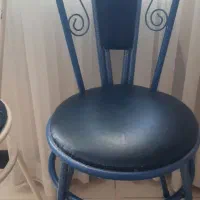 صندلی فلزی در حد نو ۴ عدد