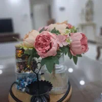 گل و گلدان