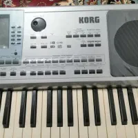 ارگ|پیانو، کیبورد، آکاردئون|قیروکارزین, |دیوار