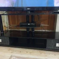 میز تلویزیون شیشه ایی