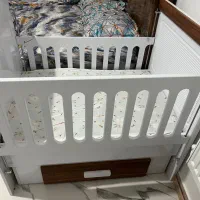 تختخواب بچه بسیار تمیز