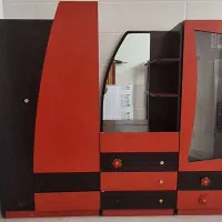 کمد نوجوان
