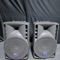 باند و دستگاه دایناکورد و میکروفون