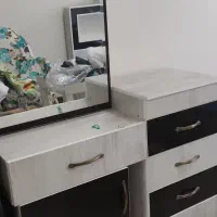 تخت خواب دو نفره به‌همراه تشک و دراور|تخت و سرویس خواب|تهران, دریاچه شهدای خلیج فارس|دیوار