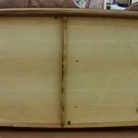 میز ناهارخوری بدون صندلی