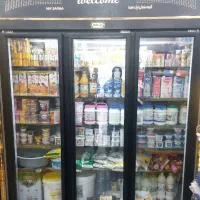 یخچال سه درب در حد نو موتور ایتالیا و میزفروشگاهی|فروشگاه و مغازه|قائن, |دیوار