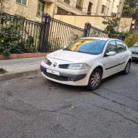 مگان سفید ۲۰۰۰ مدل ۱۳۸۹