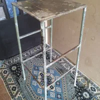 چهار پایه فلزی