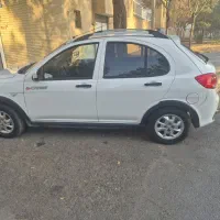 کوییک معمولی مدل 1401 با مانیتور و دوربین عقب|خودرو سواری و وانت|اصفهان, شهرک کاوه|دیوار