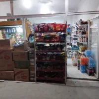 فروشنده سوپر مارکت