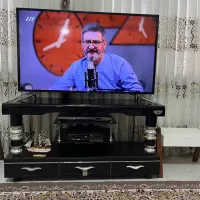 میز تلویزیون در حد صفر ، ساعت دیواری، میز تلفن