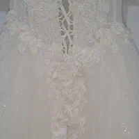 لباس عروس در حد نو