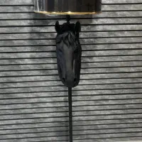 آباژور کنارسالنی مجسمه