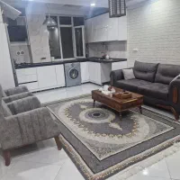 ۴۳ متر اوکازیون، میدان جمهوری