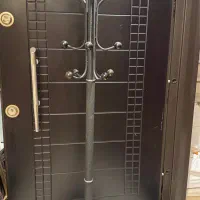 جالباسی ایستاده