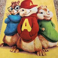 فرش کودک طرح سنجاب آلوین با دوستان