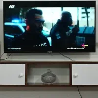 میز تلویزیون دیواری کم جا