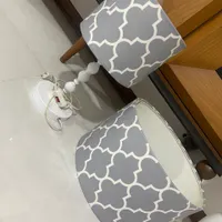چراغ خواب و لوستر در حد نو