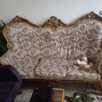 دو دست مبل راحتی و سلطنتی