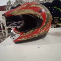 کلاه کاسکت کراسی