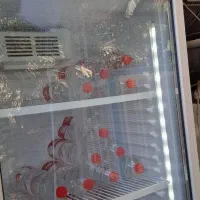 یخچال ایستاده .و فریزر خوابیده .یخچال فالوده|یخچال و فریزر|کاشان, باغ فین|دیوار