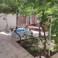 حیاط-جدیری-مارالان-190-متر