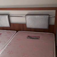 تختخواب دو نفره با دو پاتختی