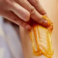 اپلاسیون و پاکسازی پوست فشیال