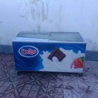 یخچال بستنی