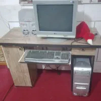 کامپیوتر قدیمی سالمه و روشن می شود