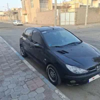 206 مدل 81 شاسی سالم