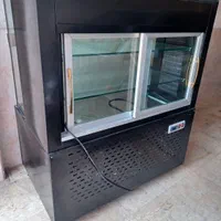 یخچال ویترینی بسیار شیک.فروش بصورت نقد اقساط|فروشگاه و مغازه|سیاهکل, |دیوار