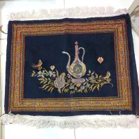 یک جفت پشتی دست بافت