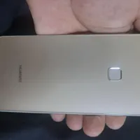 هواوی P10 Lite با حافظهٔ ۳۲ گیگابایت