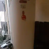 آبگرمکن مخزنی ایستاده