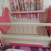تخت خواب کودک به همراه تشک