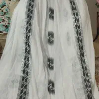 پرده حریر  خیلی تمیز فقط یه اتو و آماده نسب
