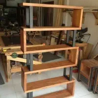 طراحی انواع میز،کنسول و شلف،قفسه