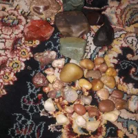 سنگهای قیمتی ونیمه قیمتی