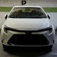 تویوتا لووین2023 /قیمت استثنایی/سفید