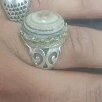 انگشتر و تسبیح