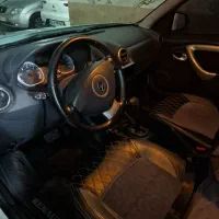 رنو داستر تک دف SE