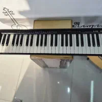 میدی کنترولر رولند A49