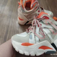 کتونی لژ دار دخترونه سایز 36 در حد نو